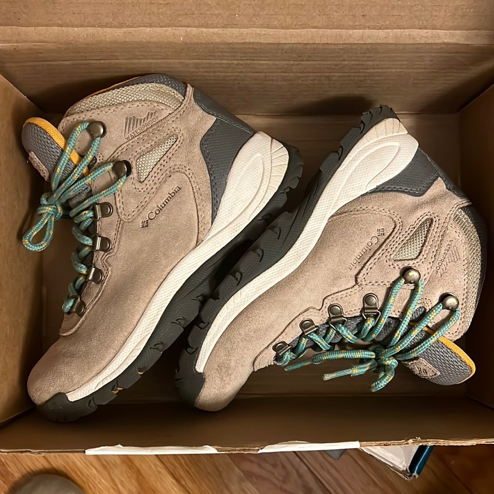 hiking  shoes